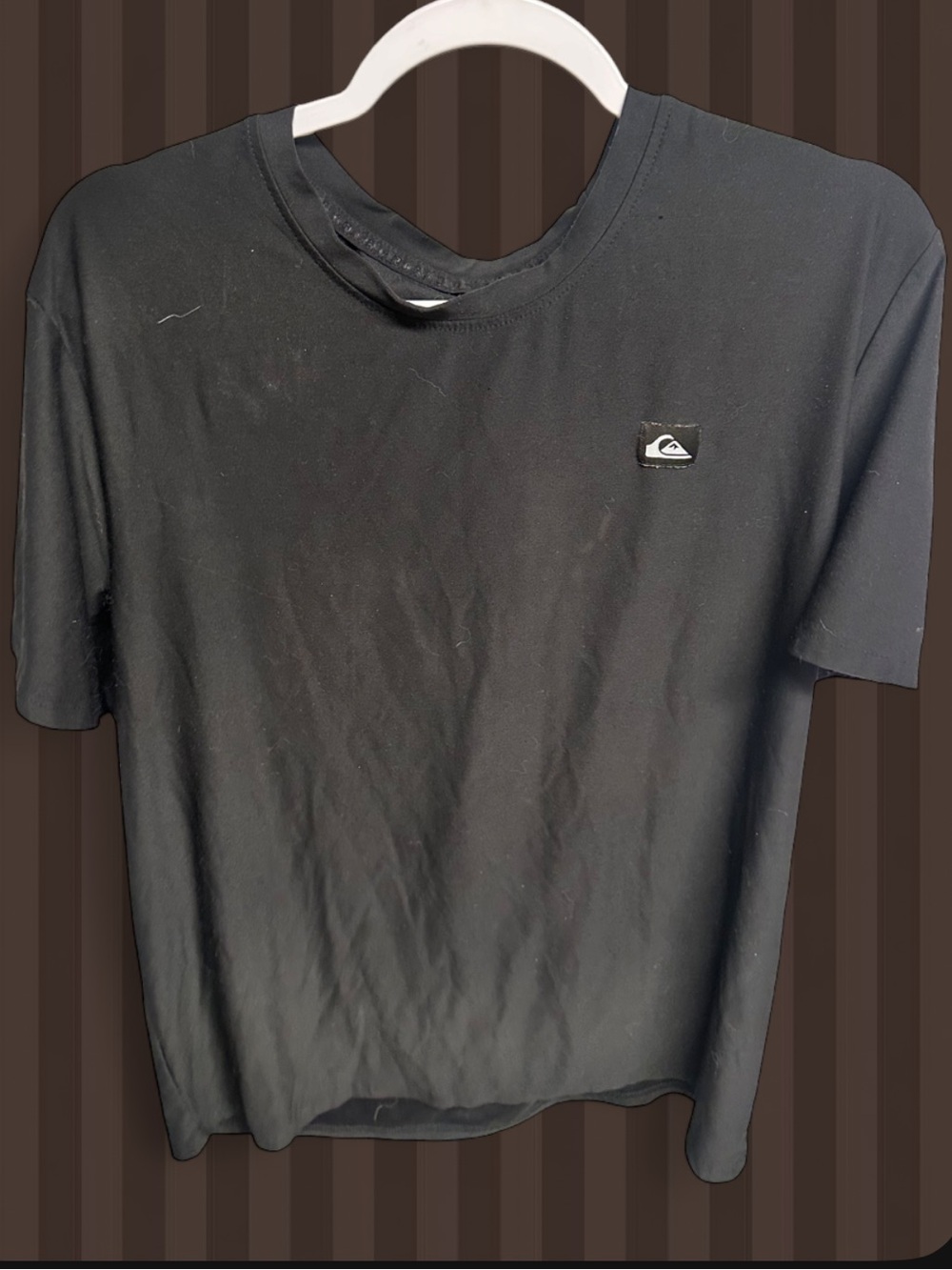 Quiksilver Men’s Black Short Sleeve Crew Tee with Logo Patch